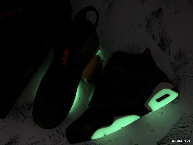 Travis 6 Olive Scott x Medium Jordan Air CN1084-200 0727